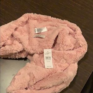 NWT LOFT Lgt Pink Infinity Scarf Very Soft!